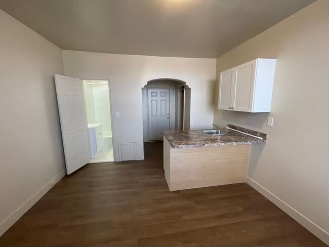 Photo - 44 S 200 E Unit 1