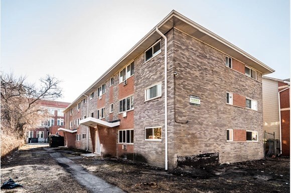 Photo - 6921 S Cornell