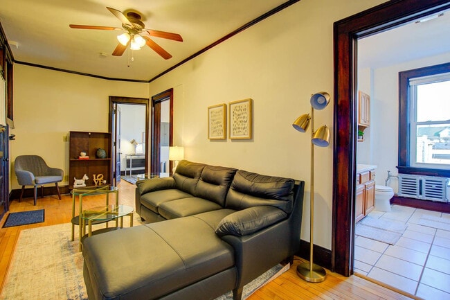 Photo - 1253 Williamson St Unit ID1377389P