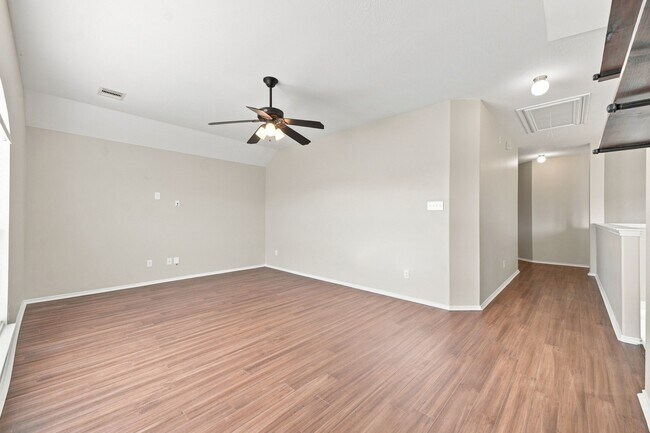 Photo - 18810 Lantern Cove Ln