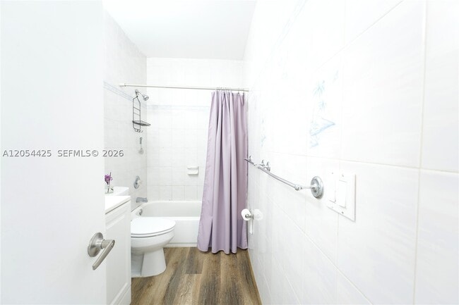 Photo - 1025 SW 12th St Unit 0