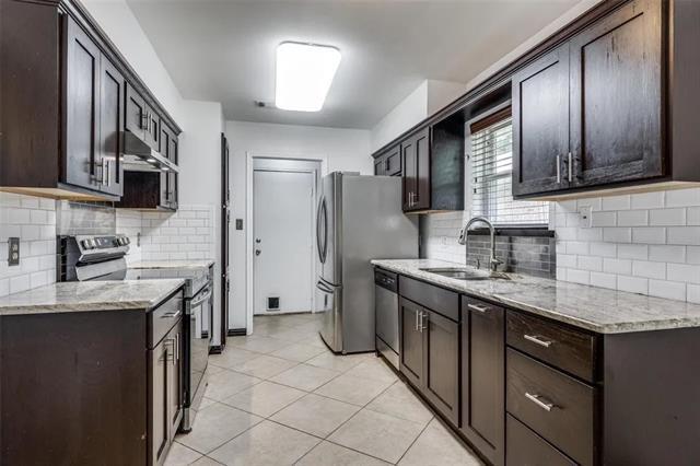 Photo - 1864 Kings Canyon Cir