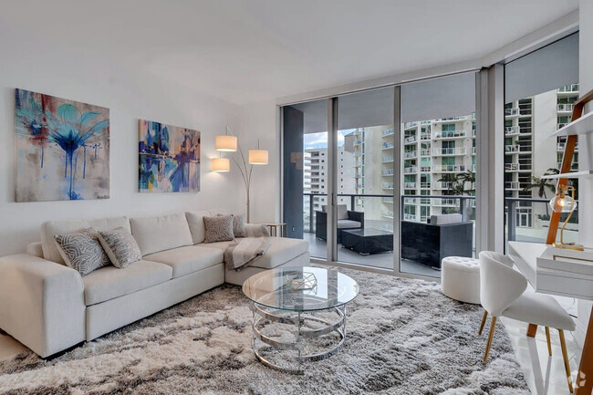 Building Photo - 1300 Brickell Bay Dr Unit FL10-ID1013557P Rental