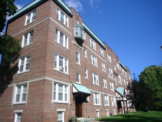 Exterior - 77 Prospect St Apartments Unit #5