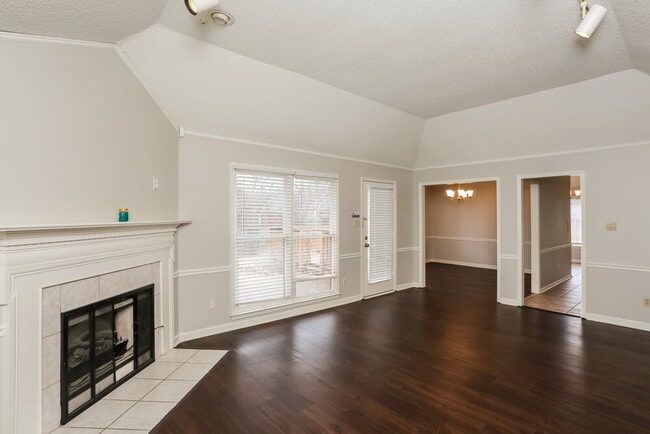 Photo - 8674 Leaf Manor Cove