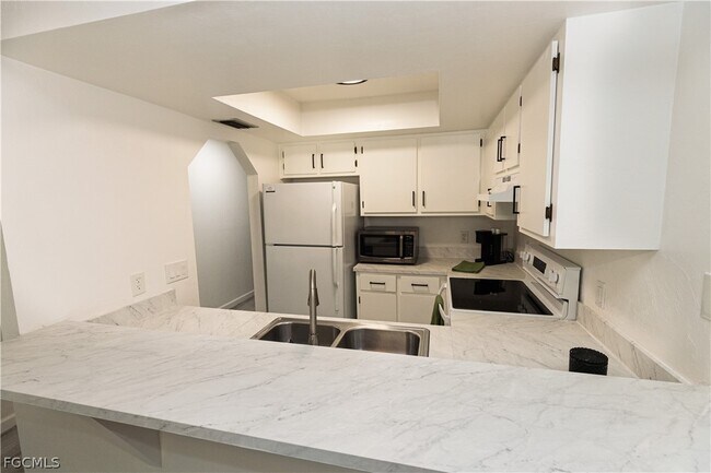 Photo - 1420 Academy Blvd Unit 104