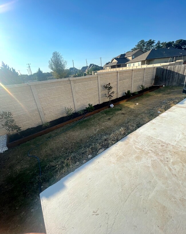 Photo - 8745 Ironwood Hill