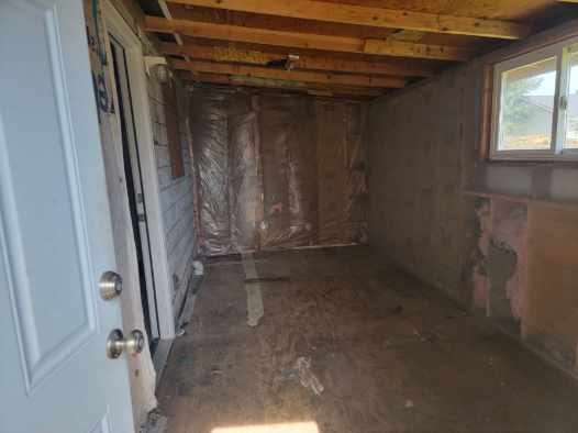 Photo - 290 Elma Ave NE