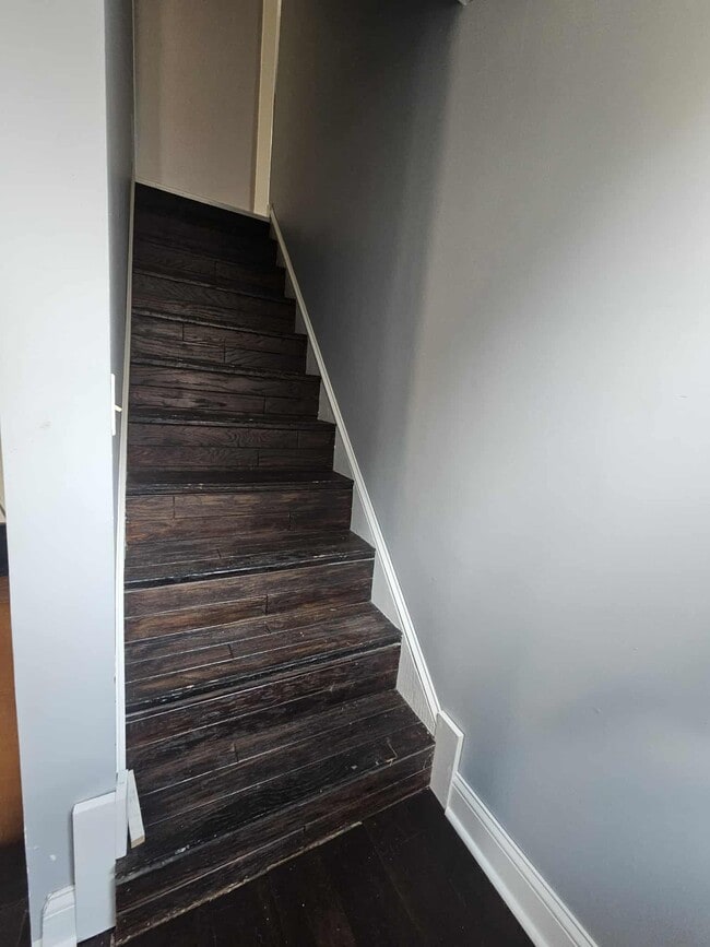 Photo - 93 N Rose Blvd