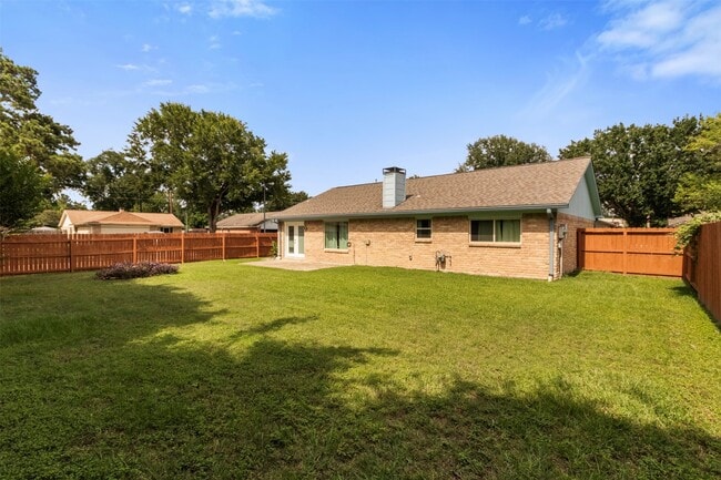 Photo - 16319 Pitch Pine Dr