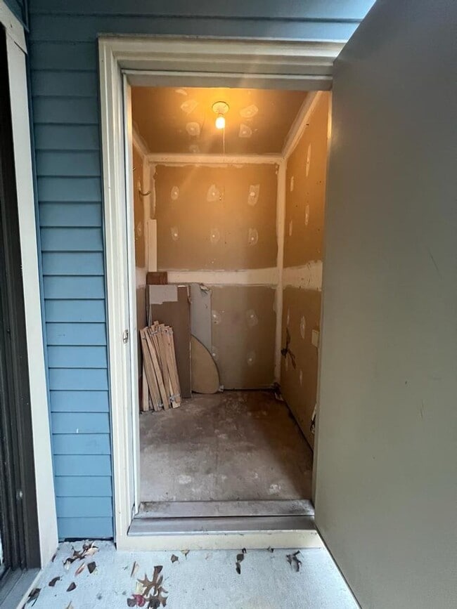 Photo - Condo For rent