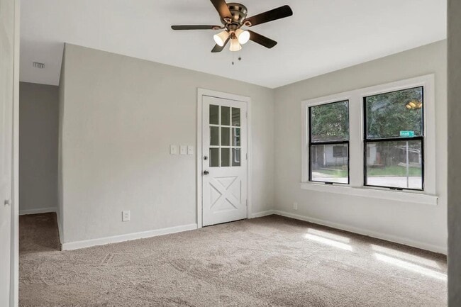 Photo - 3143 Home Park Cir N