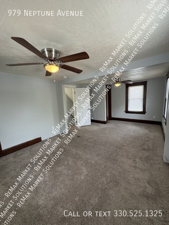 Photo - 979 Neptune Ave