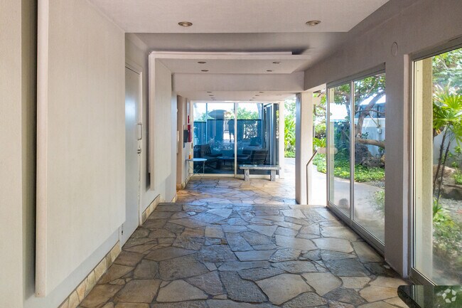 Photo - Oceanside Manor