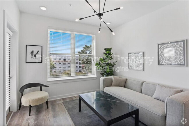 Building Photo - 525 Parkway Dr NE Unit 406 Rental