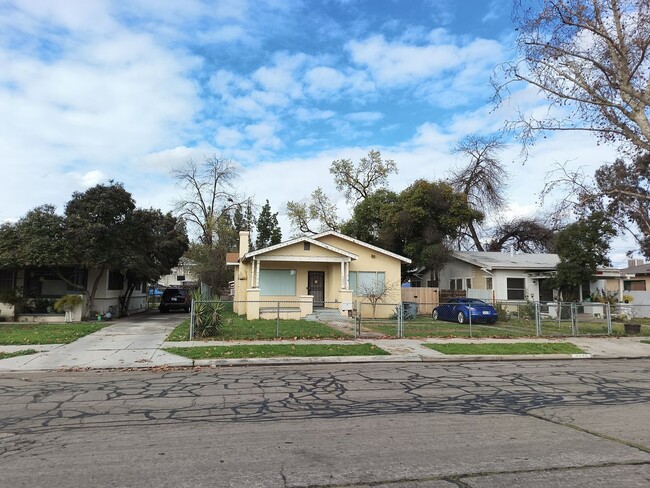 Photo - 3035 E El Monte Way