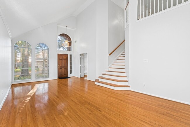 Photo - 4034 Harwood Dr