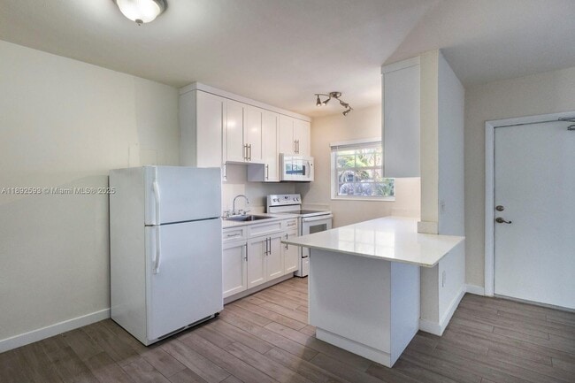 Photo - 6511 Santona St Unidad C18