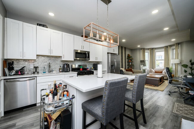 Photo - 569 Liberty Ave Unidad 2