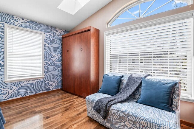 737 12th Ave S Unit SI ID1578487P