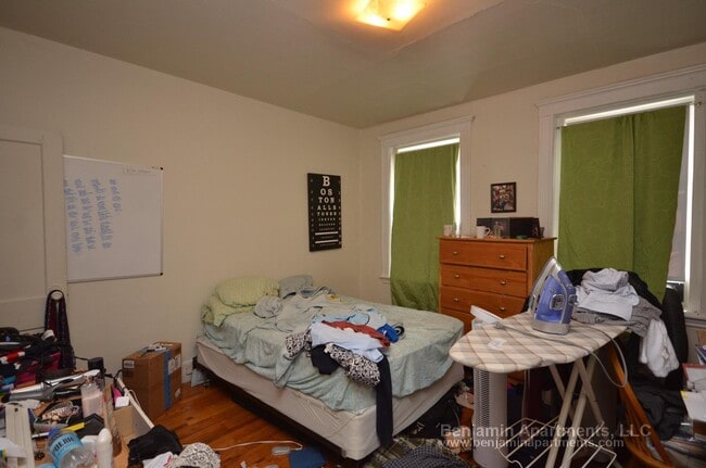 Photo - 25 Walbridge St Unit 17