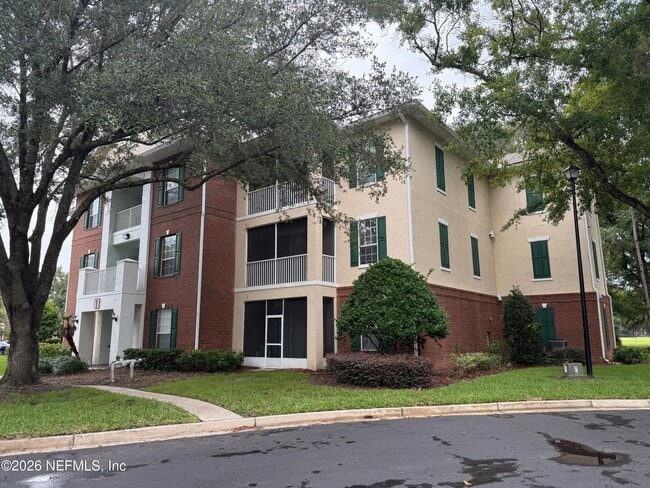Building Photo - 785 Oakleaf Plantation Pkwy Unit 123