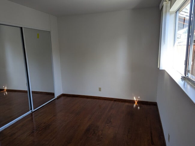 Photo - 335-341 Easy St Apartamentos