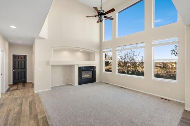 Photo - 2614 Canby Way