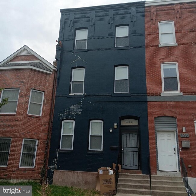Building Photo - 3204 Cecil B. Moore Ave Rental