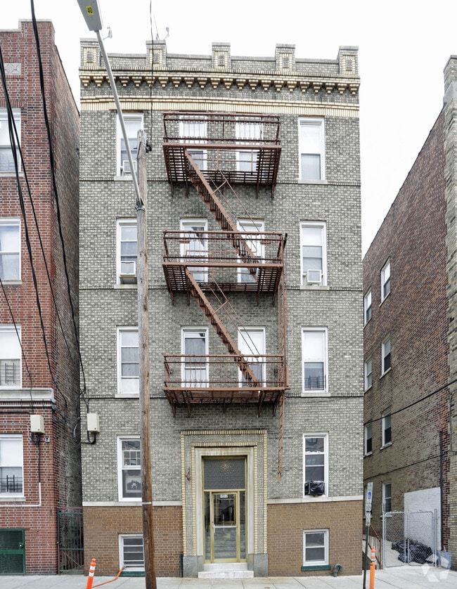 Photo - 1512 Bergenline Ave