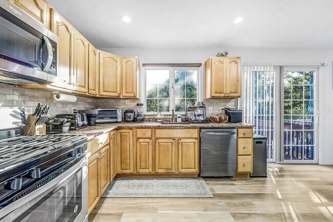 Photo - 386A Park Ave