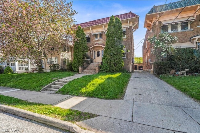 Photo - 1353 Phelps Ave Unidad 3