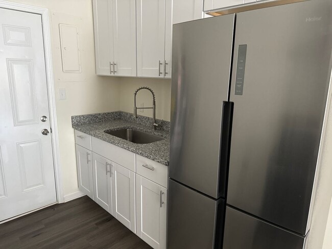 Photo - 3557 Fair St Unidad B