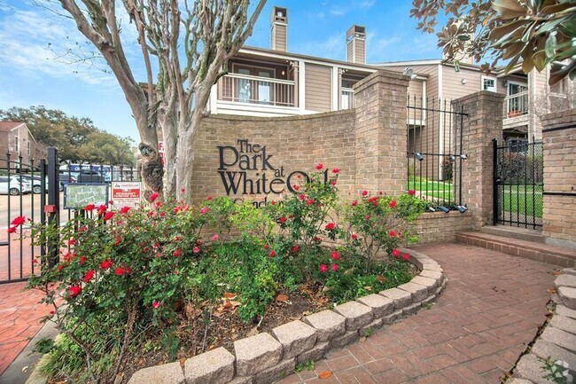 Building Photo - 1880 White Oak Dr Unit 148 Rental
