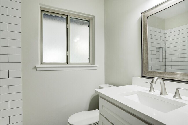 Photo - 4134 Hill Oak Dr