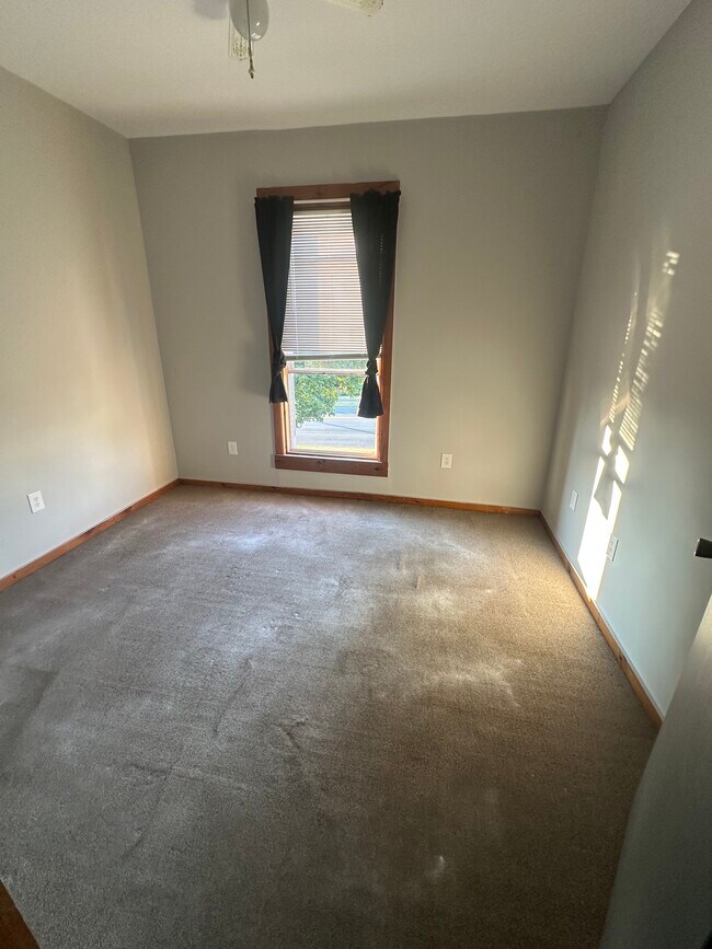 Photo - 5224 W Seneca St Unit 8