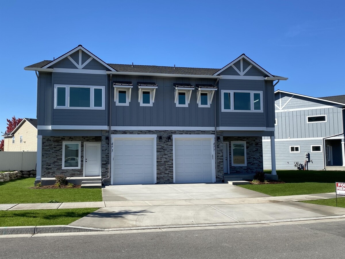 Photo - 477 N Creative Townhome