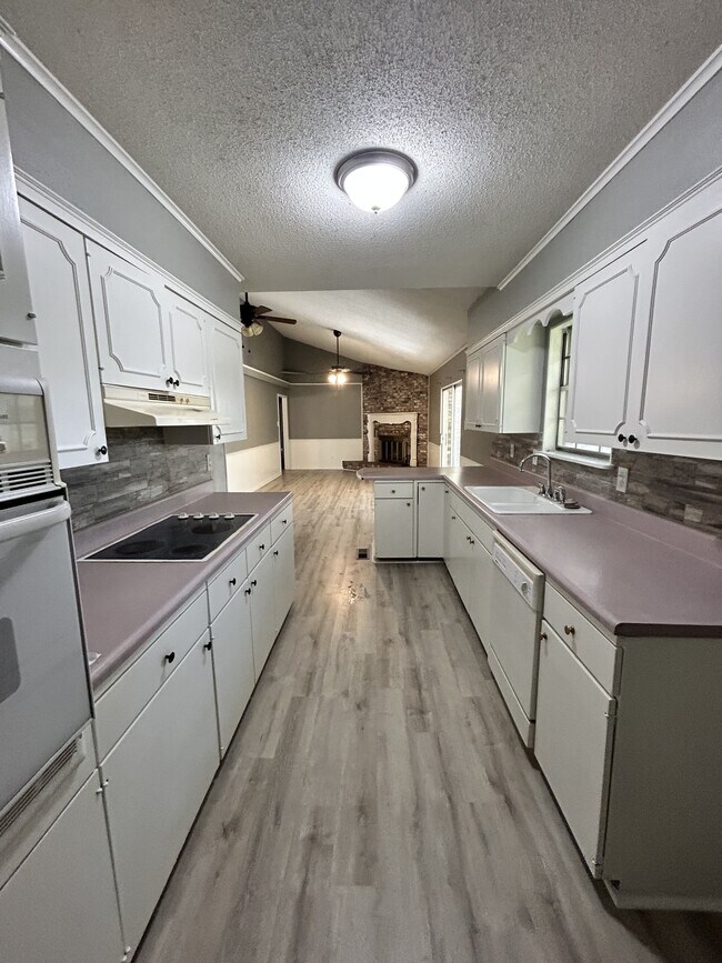 Photo - 3500 Bunker Hill Dr House