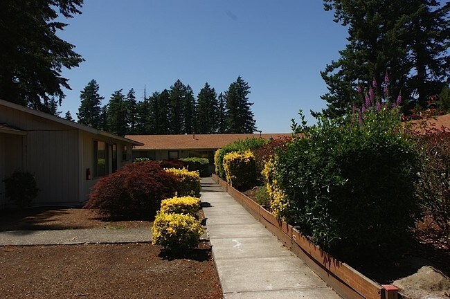 Surrey Square Apartments
