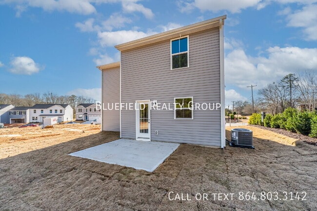 886 Cranbrook Dr