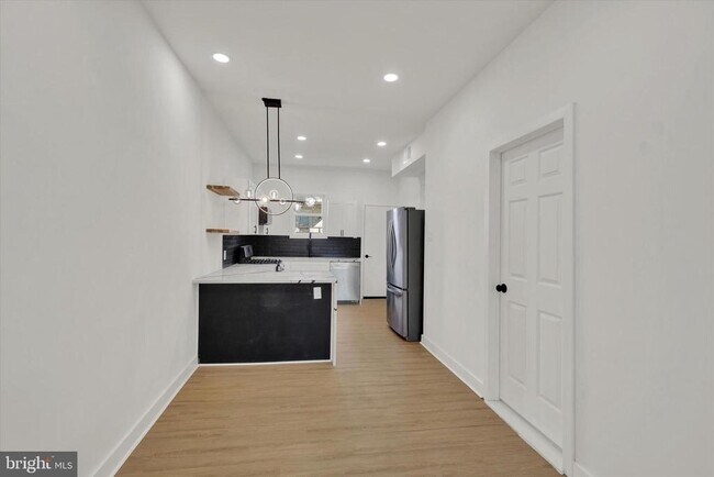 Photo - 2117 S Alden St