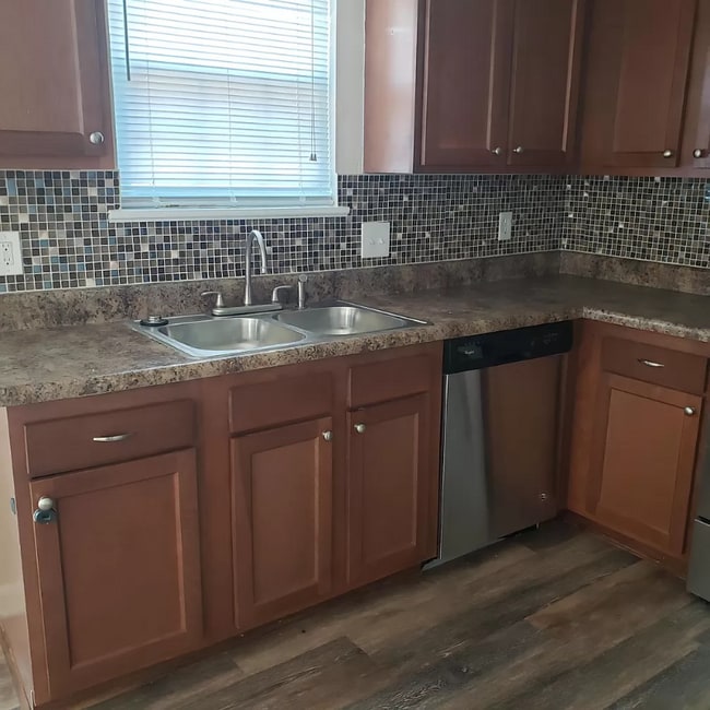 Photo - 1725 Olde Buckingham Rd