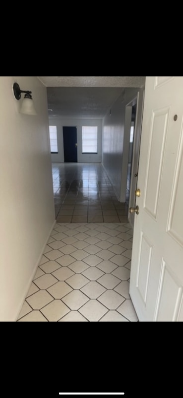 Building Photo - 1334 Tanglewood Ln