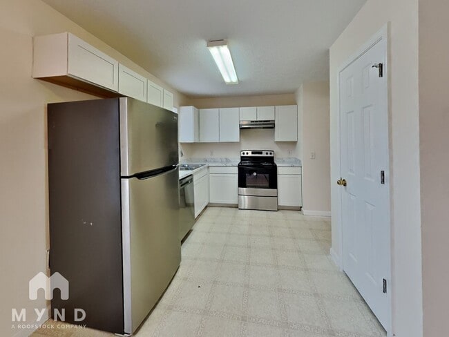 Photo - 5654 Old Wilkie Rd