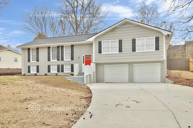 Photo - 2082 Cezar Dr