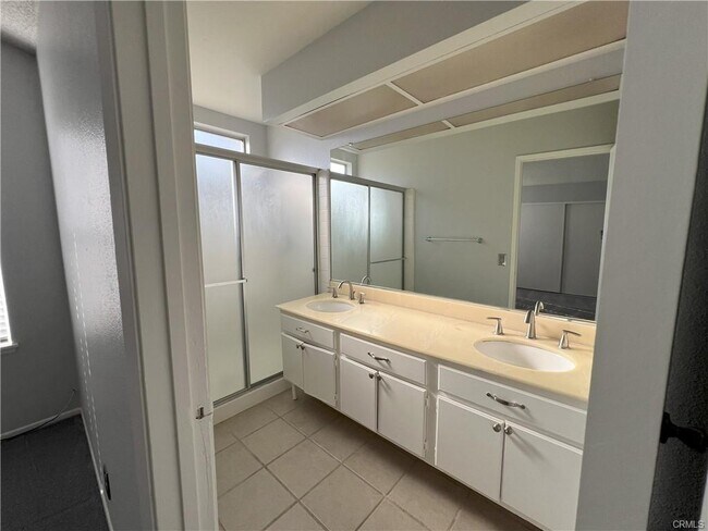 Photo - 44017 Kirkland Ave