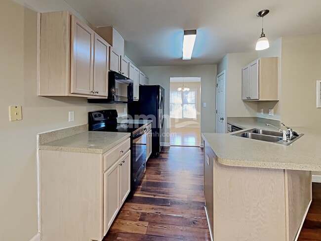 Photo - 809 Old Ash Ct