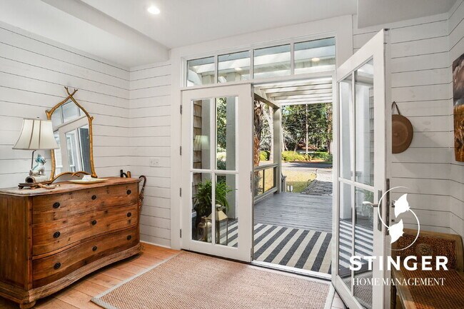 Photo - 174 Spanish Point Dr