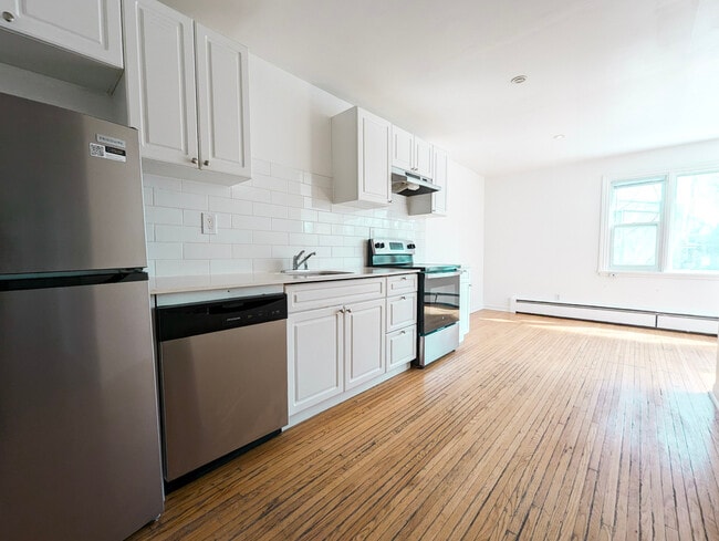 Photo - 136 Weber St E Unité 9