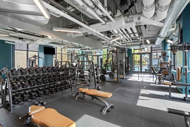 Photo - 169 W Superior St